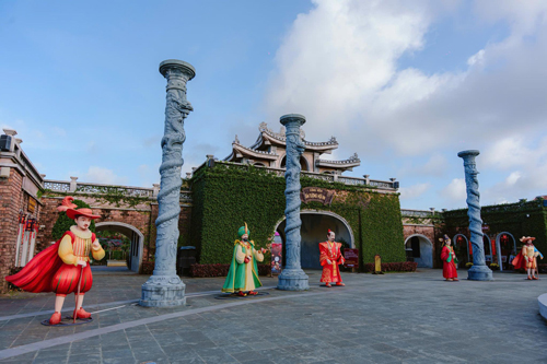 C&ocirc;ng c&ocirc;ng vi&ecirc;n ấn tượng hội an