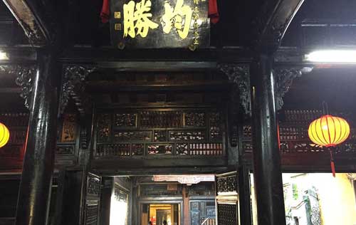 Nh&agrave; cổ Qu&acirc;n Thắng