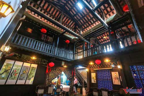 nh&agrave; cổ ph&ugrave;ng hưng hội an
