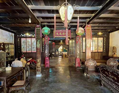 b&ecirc;n trong c&aacute;c ng&ocirc;i nh&agrave; cổ